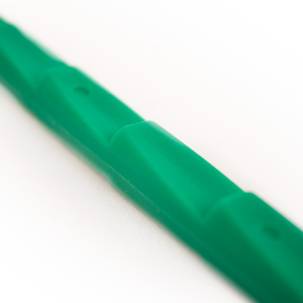 Garden Hose Stakes & Soaker Hose Holder Apex Hose