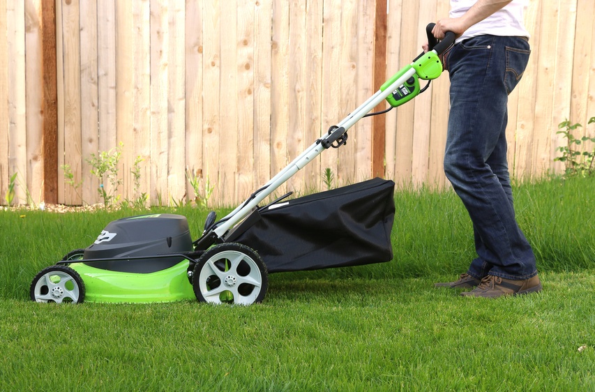 5 Tools You Need When Starting a Lawn Care Business